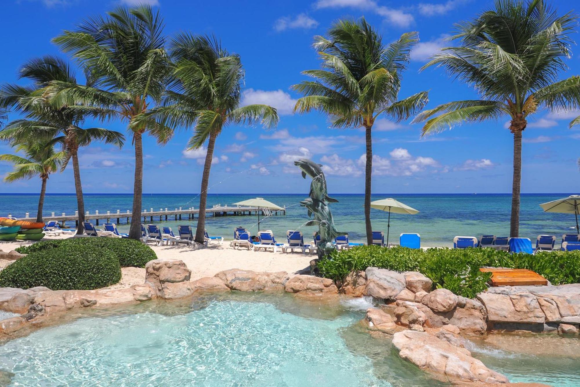 Wyndham Reef Resort, Grand Cayman East End Exterior photo