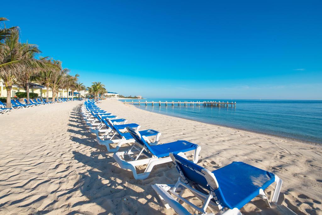 Wyndham Reef Resort, Grand Cayman East End Exterior photo